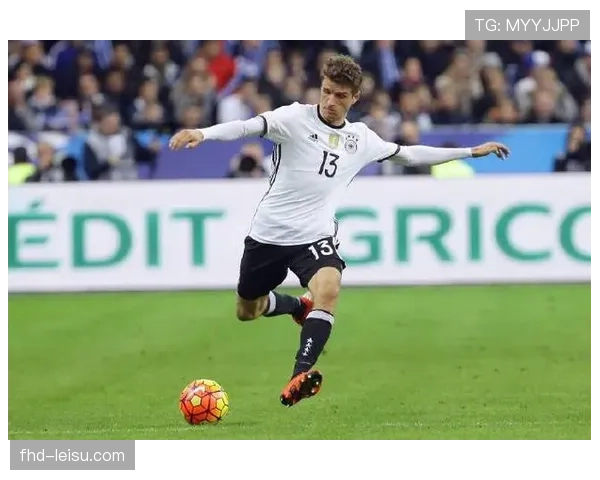 告别绿茵场：前德国国脚托马斯·穆勒宣布赛季末退役